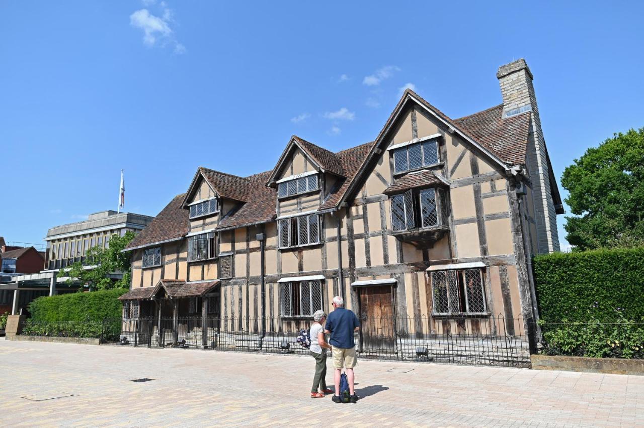 The Teapot Cottage In Town Centre Free Parking 埃文河畔斯特拉特福 外观 照片