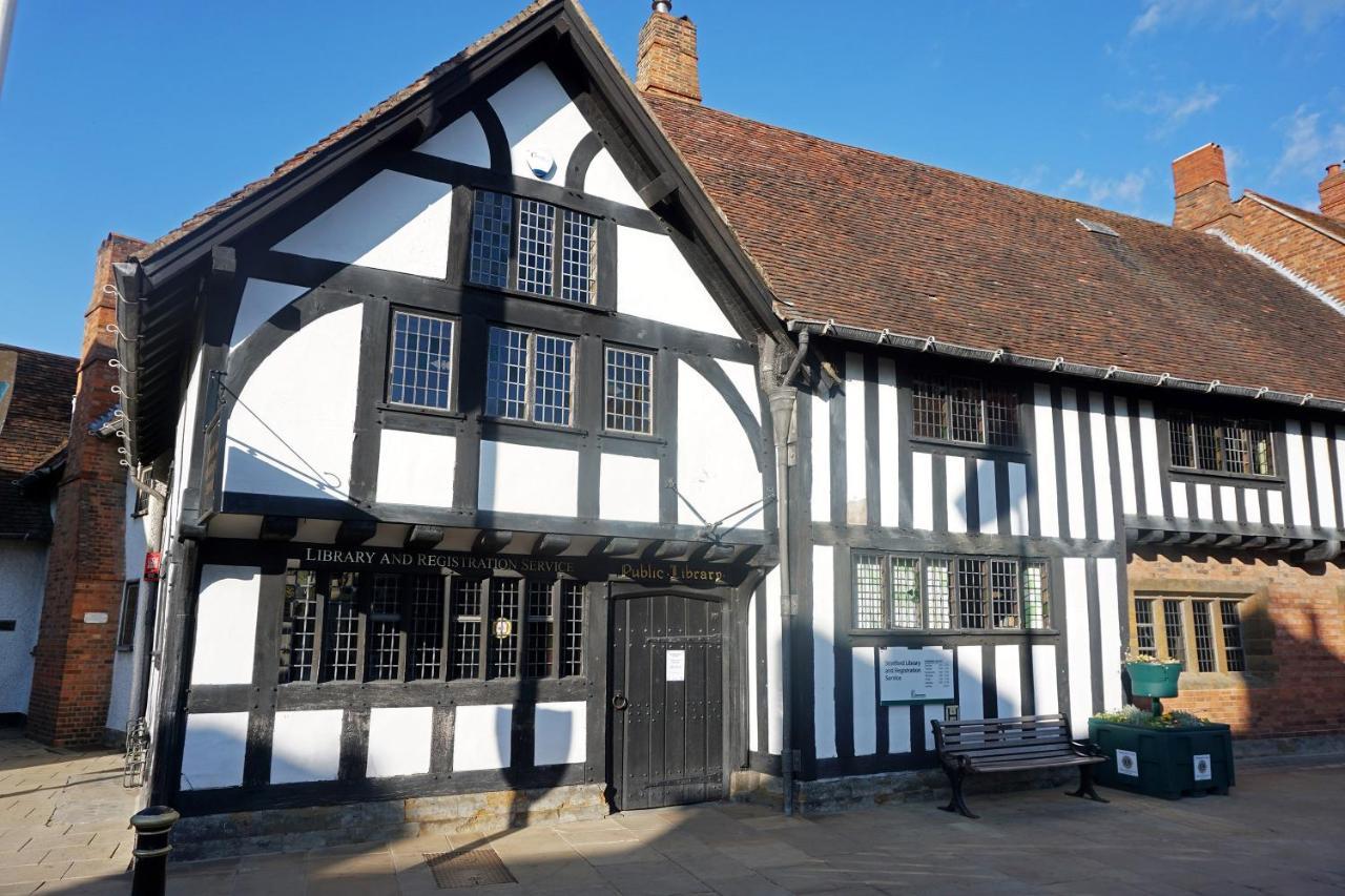 The Teapot Cottage In Town Centre Free Parking 埃文河畔斯特拉特福 外观 照片